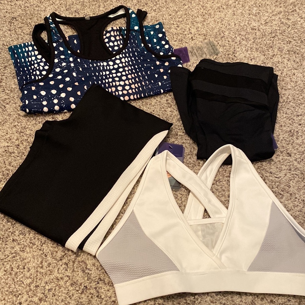 NWT Medium Activewear Lot